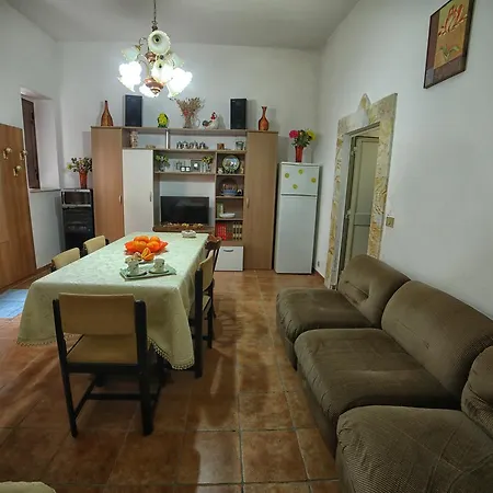 Villa Central *