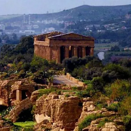 Villa Central